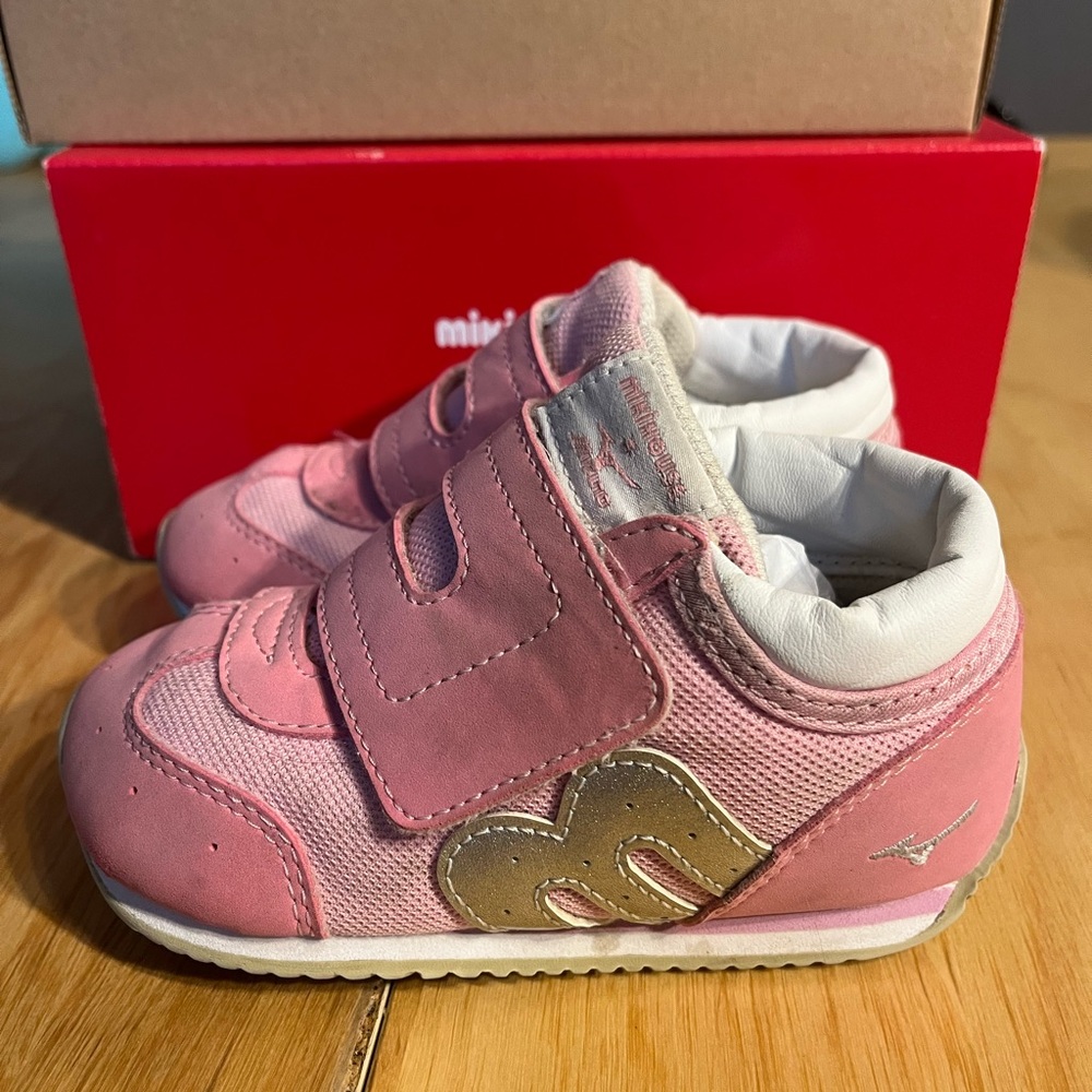 Miki House x Mizuno pink sneakers